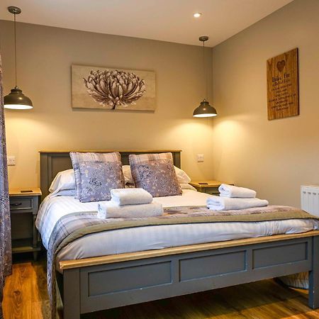 Bluebell Lodge 24 With Hot Tub Newton Stewart Buitenkant foto